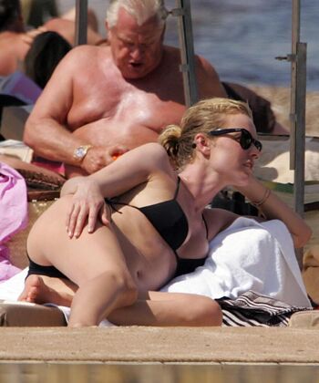 Full leaked Eva herzigova page private photo