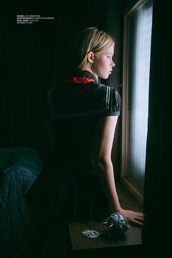 Eva Lee Model