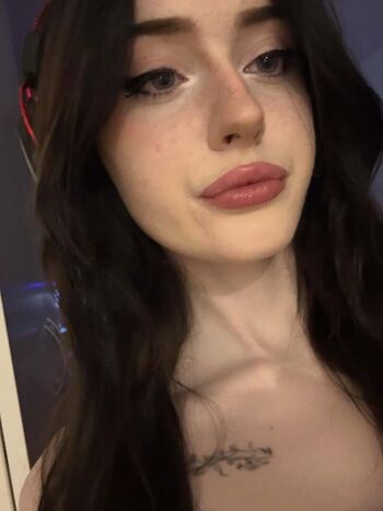 Full leaked Evalunna private photo