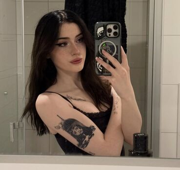 Full leaked Evalunna private photo