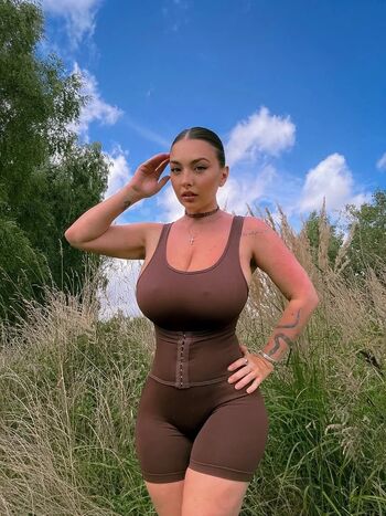 Full leaked Evamarmella private photo