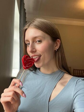 Full leaked Evamatthews private photo
