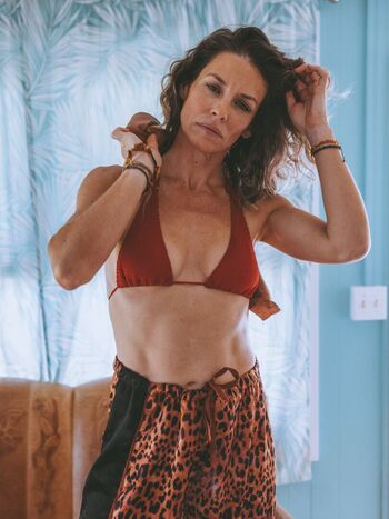 Full leaked Evangeline lilly private photo