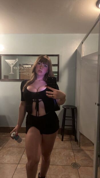 Full leaked Evann haley private photo