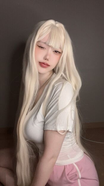 Full leaked Evawishx private photo