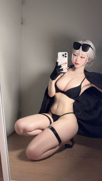Full leaked Evawishx private photo