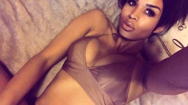 Full leaked Evebrown private photo