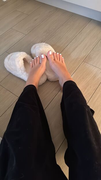 Full leaked Evelyn feett private photo