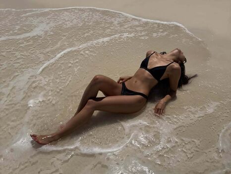 Full leaked Evelyn ha private photo