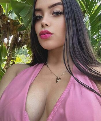 Full leaked Evelyn p v page private photo