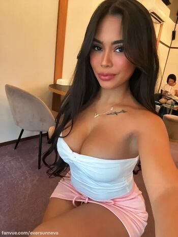 Full leaked Eversunneva private photo