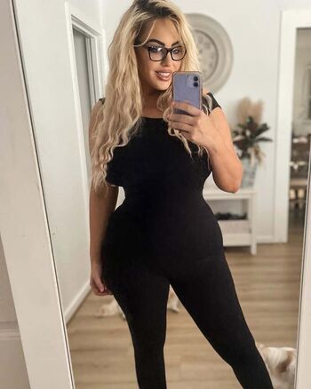 Evie Leana