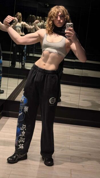 Full leaked Eviedotgym private photo