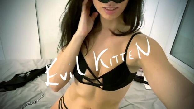 Full leaked Evilkitten private photo