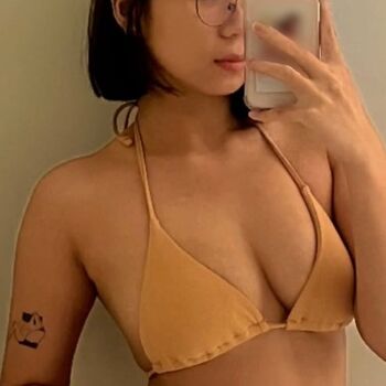 Full leaked Evon tan private photo