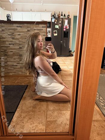Full leaked Evviepp private photo