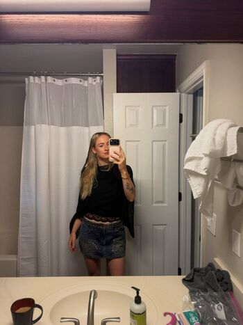 Full leaked Evy leibfarth private photo