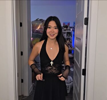 Full leaked Extraemily page private photo