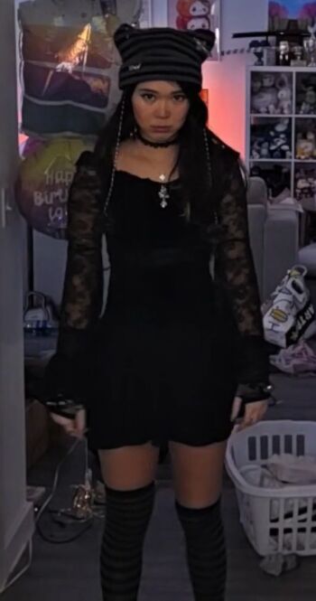Full leaked Extraemily page private photo