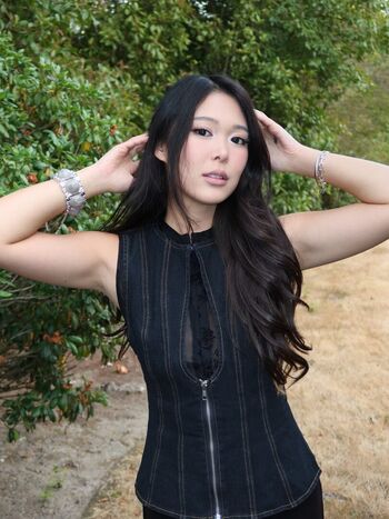 Full leaked Extraemily page private photo