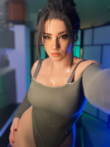 Full leaked Ezy summers cosplay page private photo