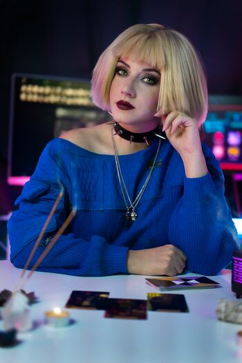 Ezy Summers Cosplay