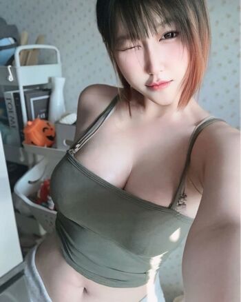 Full leaked F manatsanan private photo