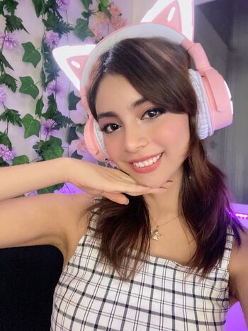 Full leaked Fabishirley private photo
