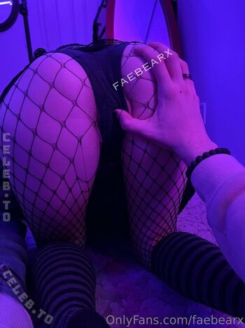 Full leaked Faebearx private photo