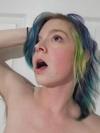 Full leaked Faeralphoenyx private photo