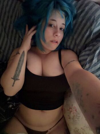 Full leaked Faetrouble private photo