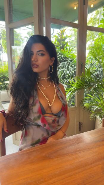 Full leaked Fainazuckerman private photo