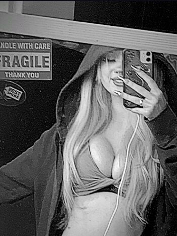 Full leaked Faintslicee private photo