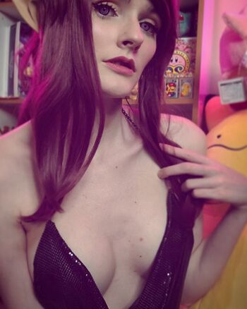 Full leaked Falinxie private photo