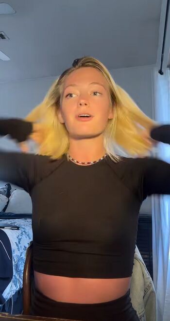 Full leaked Fangbarbie private photo