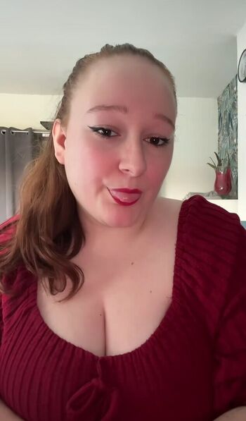 Full leaked Fannyjhsz private photo