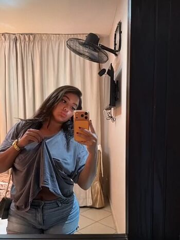 Full leaked Farahnour private photo
