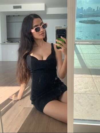 Full leaked Farha khalidi private photo