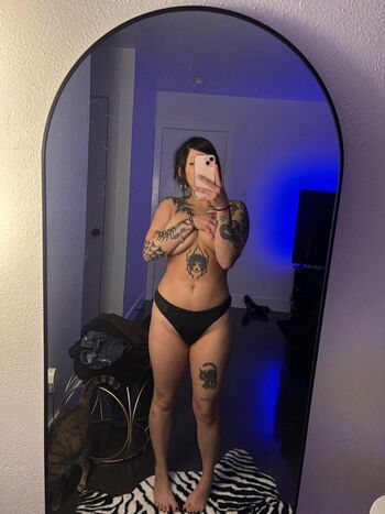 Full leaked Farianaaaa private photo