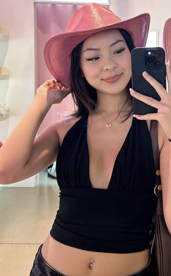Full leaked Faustinavu private photo
