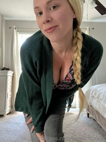 Full leaked Fayelina private photo