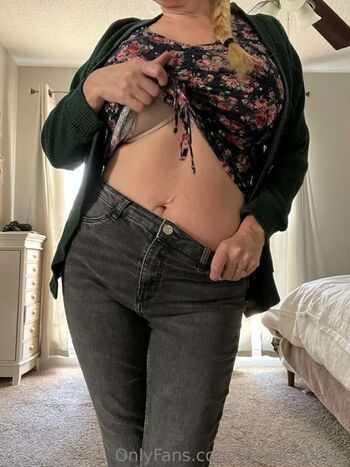 Full leaked Fayelina private photo