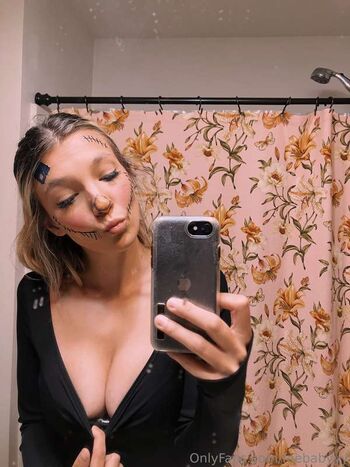 Full leaked Feebabyyy private photo