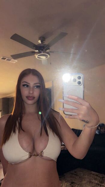 Full leaked Feetbyjas private photo