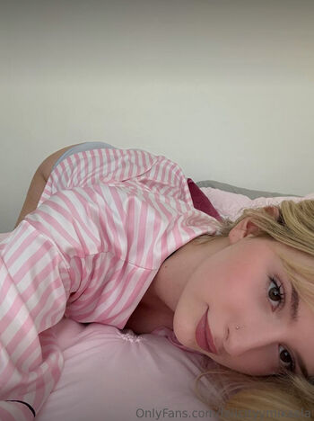 Full leaked Felicityhughes  page private photo