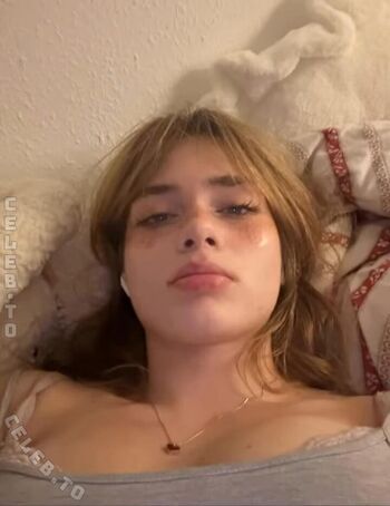 Full leaked Felinenyaa page private photo