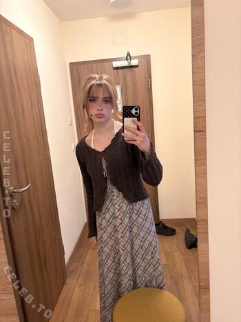 Full leaked Felinenyaa private photo