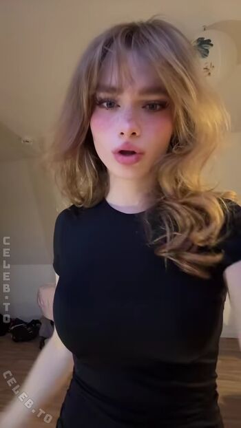 Full leaked Felinenyaa private photo