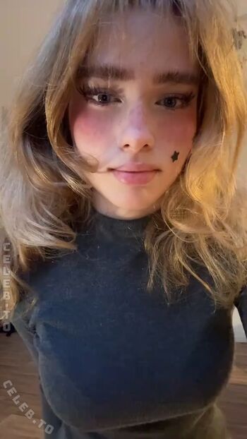 Full leaked Felinenyaa private photo