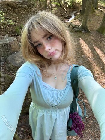 Full leaked Felinenyaa private photo